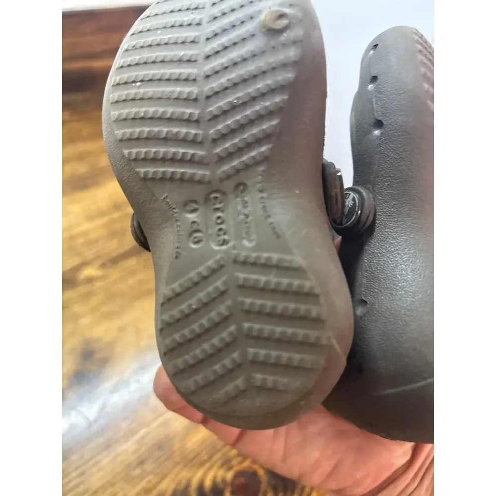 Crocs‎ Brown Flats Size C4/5